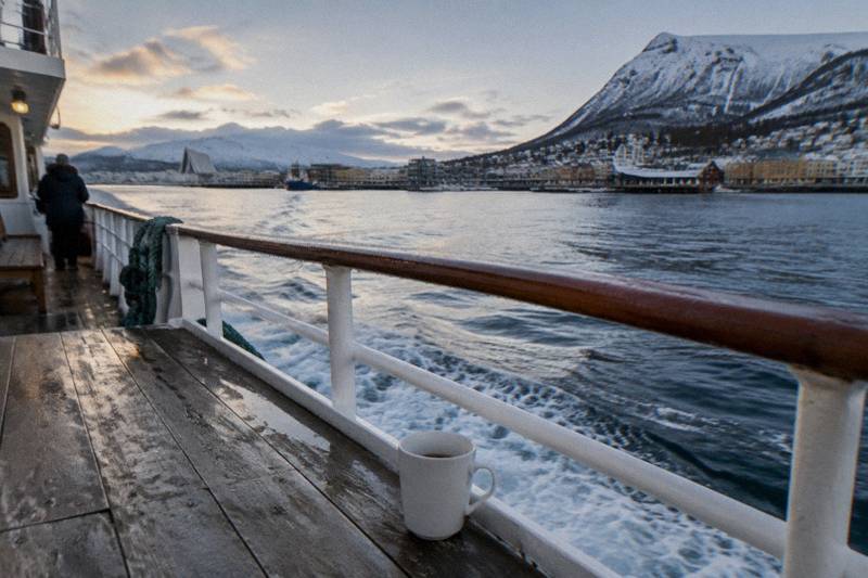Tromsø: Fjord History Cruise with Snack and Drinks
